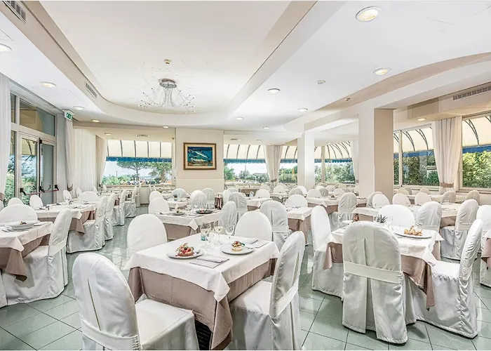 Bellevue 4* Μπιμπιόνε