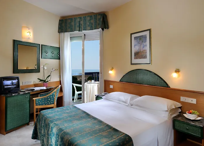 Bellevue Ξενοδοχείο 4*