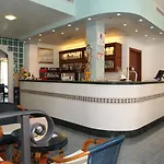 Bellevue 4* Μπιμπιόνε