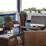 Bellevue Ξενοδοχείο 4*