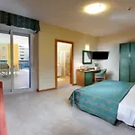 Ξενοδοχείο Bellevue 4*