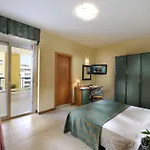 Bellevue Ξενοδοχείο 4*