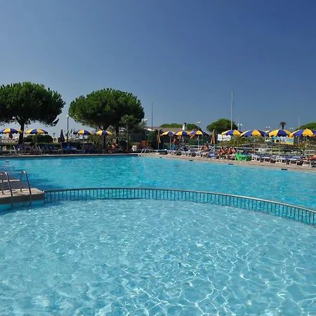 Bellevue ホテル 4*