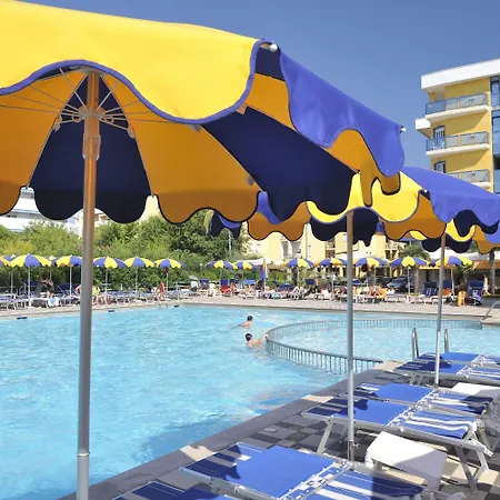 ホテル Bellevue 4*